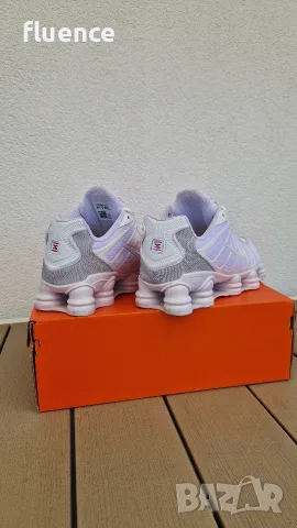 Маратонки Nike Shox, номер 39, снимка 3 - Маратонки - 55686209