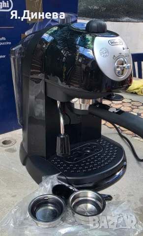 Кафемашина Delonghi с ръкохватка , снимка 3 - Кафемашини - 55298615