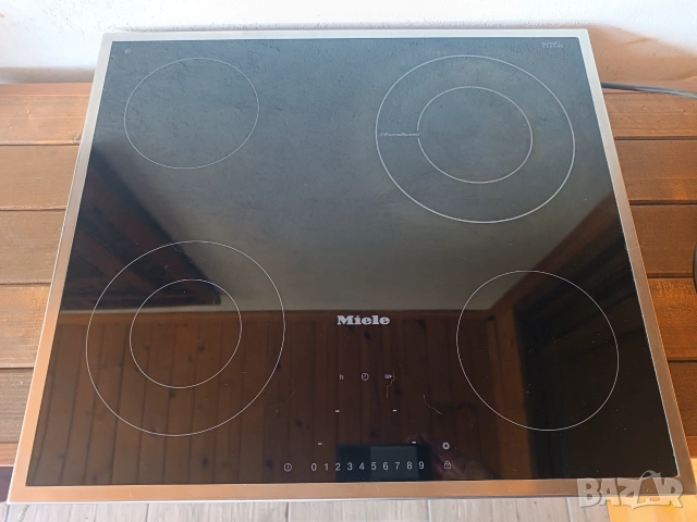 Керамичен плот за вграждане Miele...не работи 