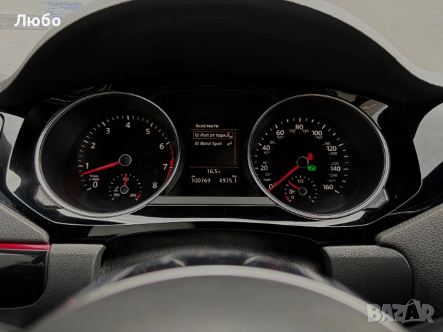 VW Jetta GLI 2.0 TSI 211hpFACELIFT/DSG/99km/Keyless/TOP/ЛЮК/ЕВРО6, снимка 10 - Автомобили и джипове - 53784123