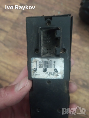 Бутони , стъкла за VW, AUDI, SKODA, SEAT, 1J4 959 857 B, снимка 3 - Части - 54765521