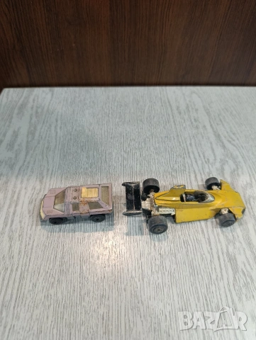 Matchbox, снимка 2 - Коли, камиони, мотори, писти - 54819934