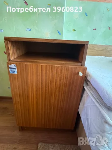 Ъглови легла с матраци, топ матраци към тях,  ракла,  бюро,  шкафчета и лампа, снимка 10 - Спални и легла - 55647250