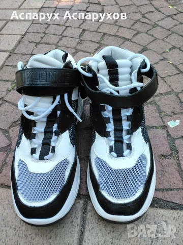 продавам маратонки, Calvin Klein , снимка 4 - Кецове - 55421073