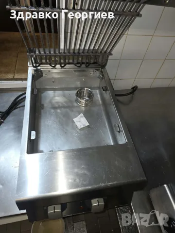професионална скара ZANUSSI, снимка 5 - Обзавеждане на кухня - 55606067