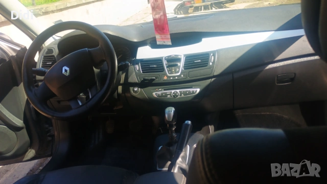 Renault laguna III, снимка 12 - Автомобили и джипове - 55081480
