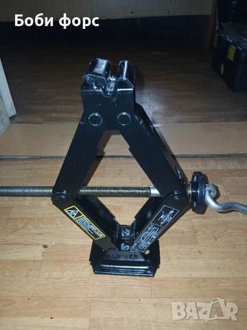 Нов крик Дачия Сандеро степуей 3 , снимка 12 - Аксесоари и консумативи - 54212778