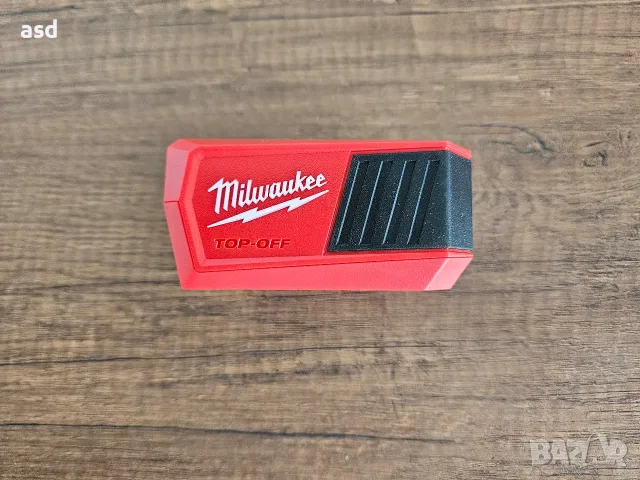Мини зарядно устройство Milwaukee M18TC-0 M18, 18 V, 2.5 А, USB-C, снимка 2 - Други инструменти - 55436767