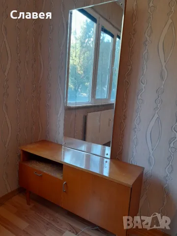 Тоалетка и нощни шкафчета 