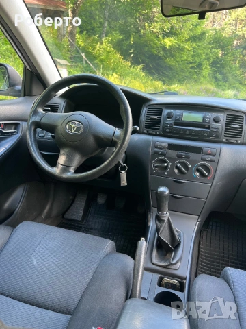 Toyota Corolla 1.4 VVTI, снимка 12 - Автомобили и джипове - 54978503