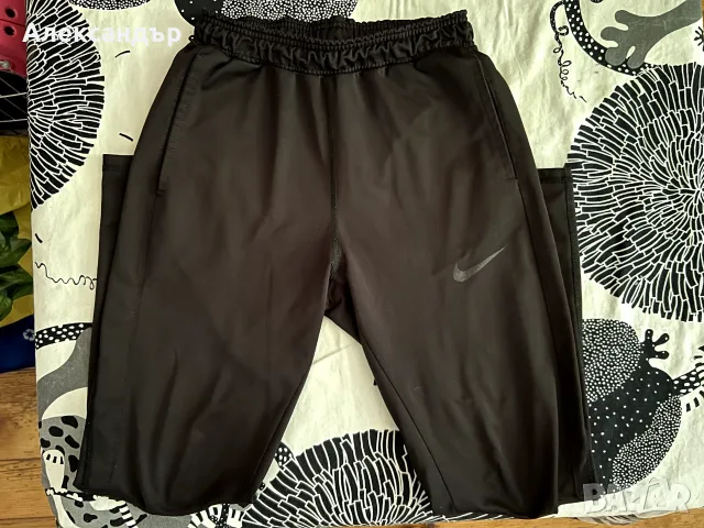 Долнище Nike, размер S, снимка 4 - Спортни дрехи, екипи - 55628417