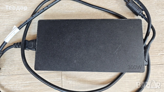 Зарядно за Lenovo Legion 300w, снимка 3 - Части за лаптопи - 54347767