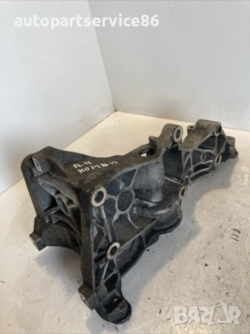 Конзола за закрепване за Audi A4 2.0 TDI (2006) 03G903143D, снимка 3 - Части - 54726819