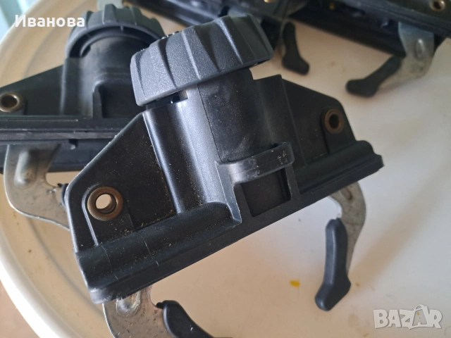 Захвати Thule Powerclick g3, снимка 7 - Аксесоари и консумативи - 55177568