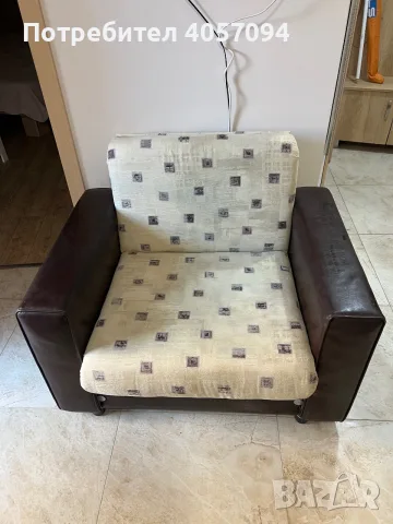 Продавам сгъваем разтегателен фотьойл.