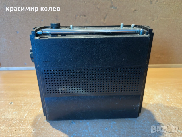 портативен радиоприемник "JVC 8240L", снимка 11 - Радиокасетофони, транзистори - 54706449
