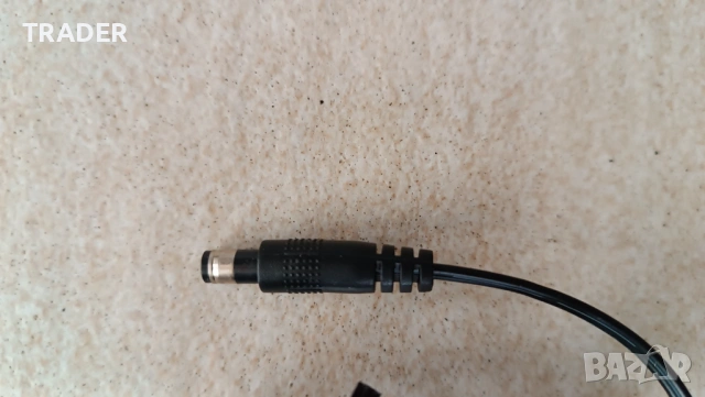  Зарядно charger input 100- 240v - 50/60 Hz 0.3 A Output 12V - 0.5A, 6W, снимка 2 - Друга електроника - 19582228