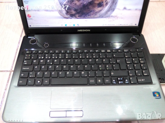 Лаптоп MEDION AKOYA Notebook E6222 - 2 процесора