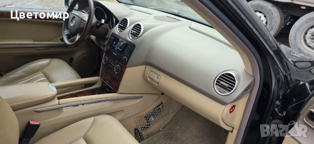 Mercedes ML 350 газ/бензин 2006, снимка 7 - Автомобили и джипове - 54779941