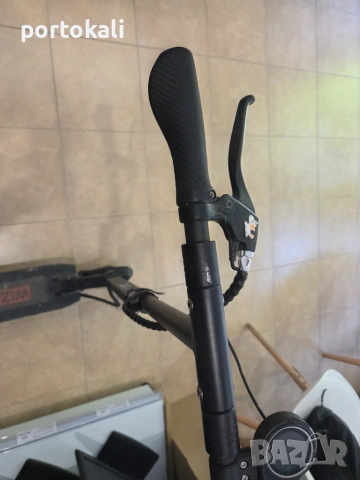 Електрическа тротинетка Wizzard 2.0 Scooters 350W 36V, снимка 13 - Други спортове - 55270099