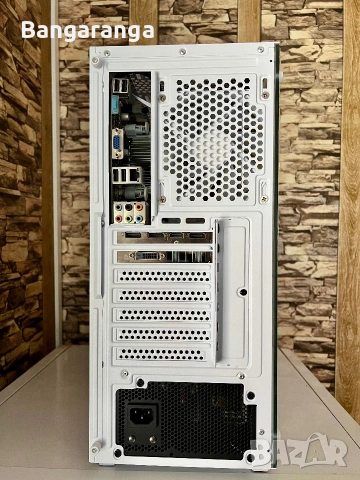 Геймърски компютър / i7 4790 / 16GB RAM / R9 390 8GB , снимка 6 - Геймърски - 55223637