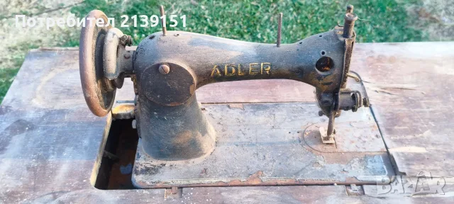 Стара шевна машина Adler, снимка 5 - Антикварни и старинни предмети - 55426840