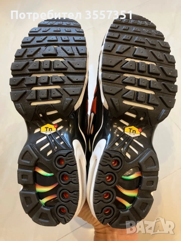Оригинални маратонки Air Max Plus Rainbow, снимка 6 - Маратонки - 55124354