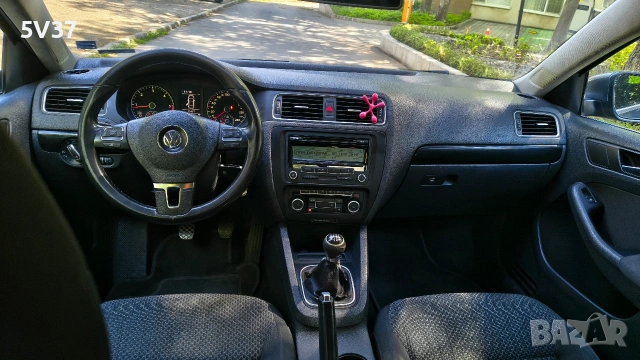 vw jetta 1.6 tdi bluemotion ръчка, снимка 14 - Автомобили и джипове - 54383270
