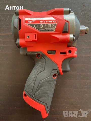 Milwaukee M12 FIWF12 гайковерт impact