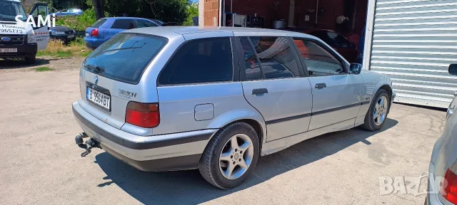 BMW E36 320I LPG Combi, снимка 4 - Автомобили и джипове - 55449906