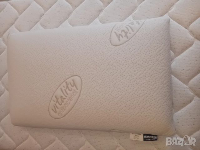 Възглавница Magniflex голяма 72/42 см  100% мемори пяна 