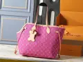 LV / Neverwoof Pet / Pink Denim Розова Дамска Чанта Естествена Телешка Кожа Код ch51, снимка 1