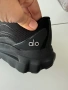 Оригинални маратонки Alo Yoga Runner Black/Black Размер EU 38 / 25см, снимка 1