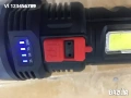 Олекотен акумулаторен прожектор модел bl-822 + COB осветление , снимка 4