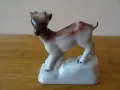 Порцеланова фигура Малка сърничка Сърна ИЗИДА 1960 г , снимка 2