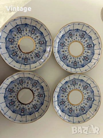 Съветски чинии ЛФЗ 4 броя с позлата , снимка 2 - Антикварни и старинни предмети - 53983804