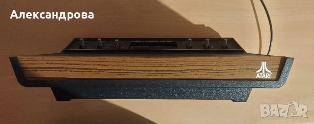 Отлично Atari 2600 Woody с  6 суича -  Работи!, снимка 2 - Други игри и конзоли - 54172204