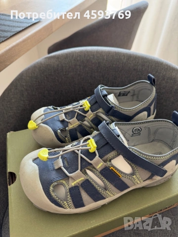 Детски сандали Keen, номер 37, снимка 3 - Сандали - 54706319