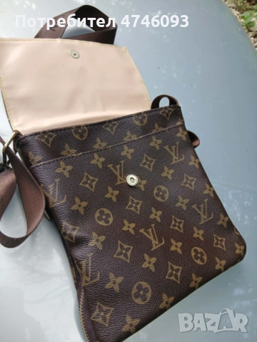 Мъжка чанта  през рамо Louis Vuitton , снимка 3 - Чанти - 54816761