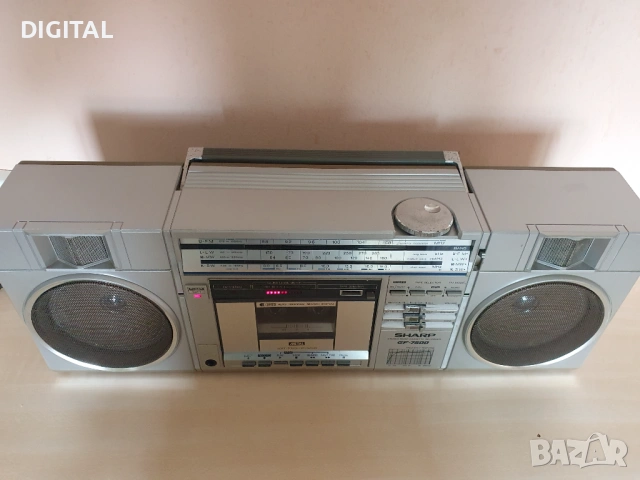 Касетофон SHARP GF-7500, снимка 2 - Радиокасетофони, транзистори - 54948328