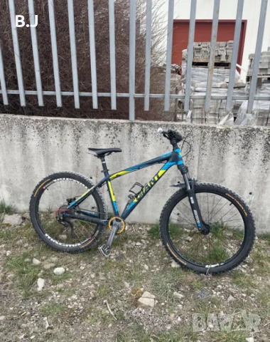 Планински велосипед giant talon