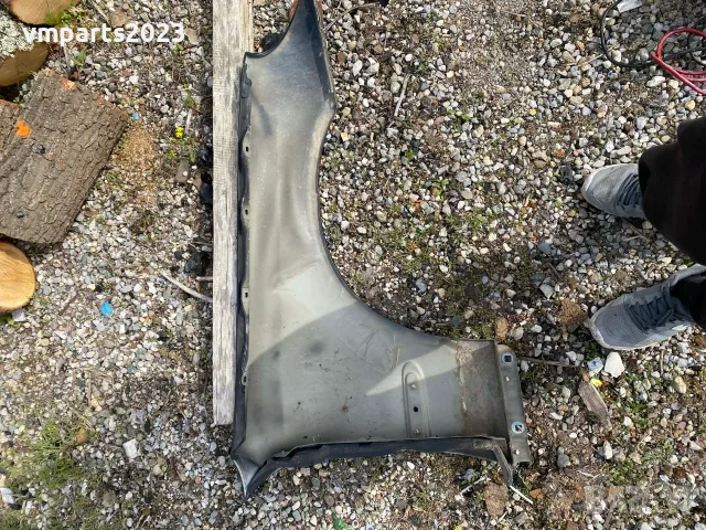 преден ляв калник Mercedes W203 , снимка 4 - Части - 55662333