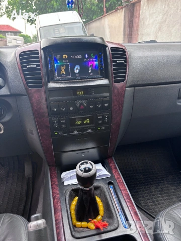 Kia Sorento, снимка 4 - Автомобили и джипове - 54957440