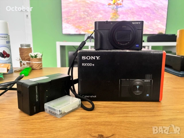 Компактен фотоапарат Sony RX100 VI