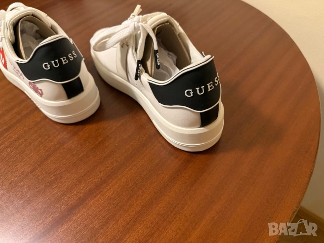 Дамски кецове Guess  , номер 40, снимка 3 - Кецове - 54706196