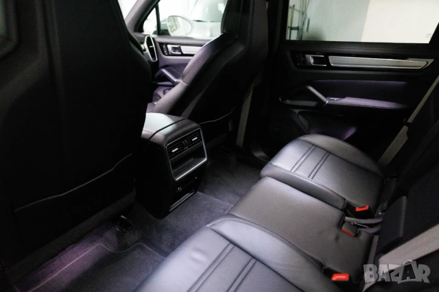 Porsche Cayenne E-Hybrid Platinum Editon, снимка 9 - Rent a car - 54834107