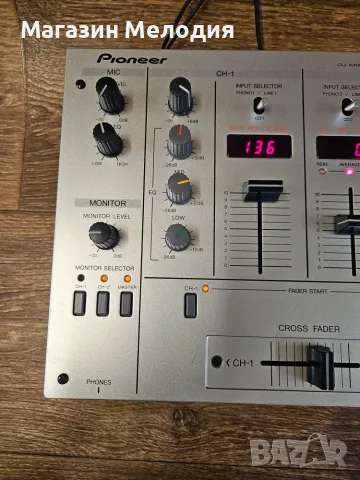 Миксер Pioneer DJM-300-S / Легендарен DJ миксер Pioneer DJM-300-S – Култов аналогов модел с Auto BPM, снимка 3 - Ресийвъри, усилватели, смесителни пултове - 55314736