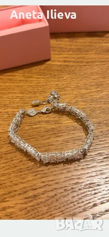 Swarovski mesmera двойна гривна Сваровски , снимка 5 - Гривни - 55500037