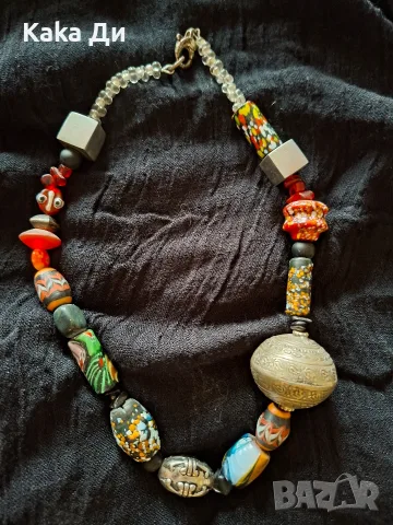 колие с висулки, снимка 2 - Колиета, медальони, синджири - 55399139
