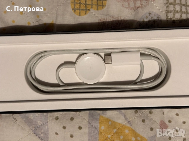Apple watch SE Nike, снимка 3 - Смарт часовници - 54170865